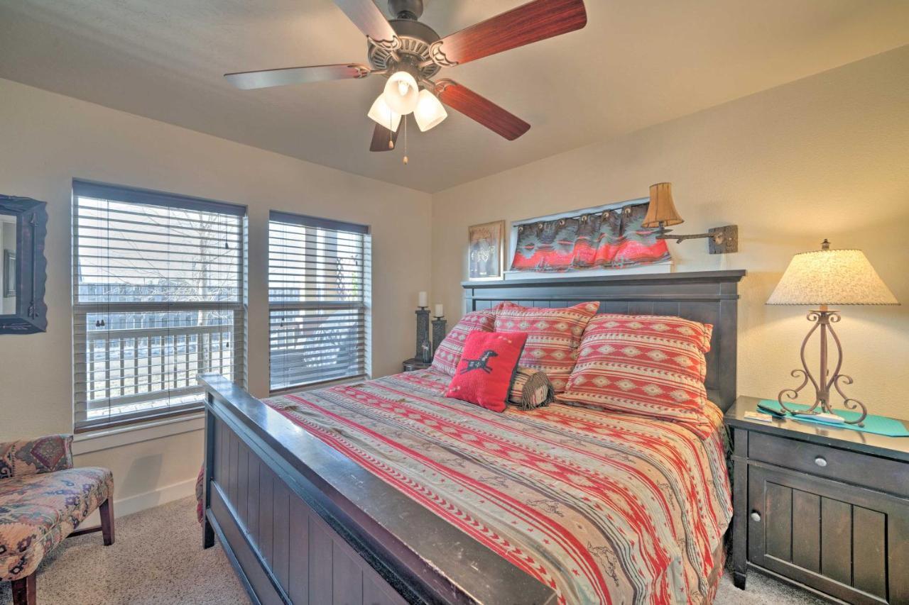 Ennis Vacation Rental With Balcony Walk To Downtown Exterior photo